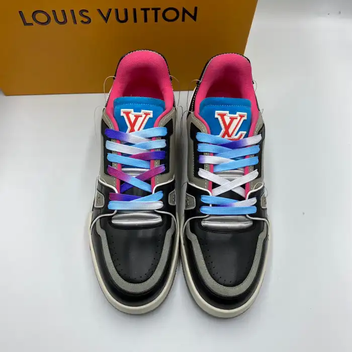 Loui Vuitto LV SNEAKER LOW