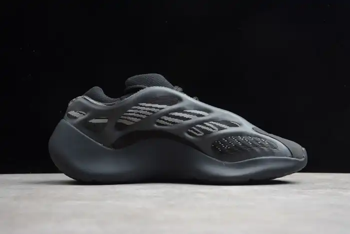 Rep Adidas Yeezy Boost 700 V3 Black H67799