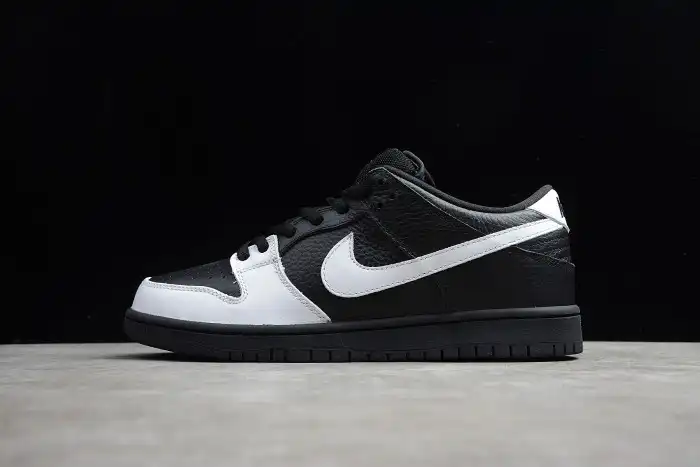 Nike SB Dunk Low Yin Yang 313170-023