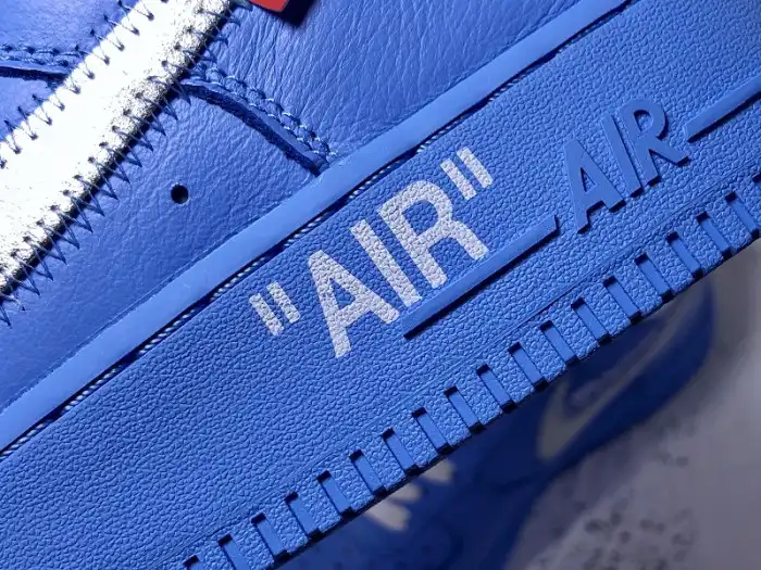 AIR FORCE 1 LOW OFF-WHITE MCA UNIVERSITY BLUE CI1173-400