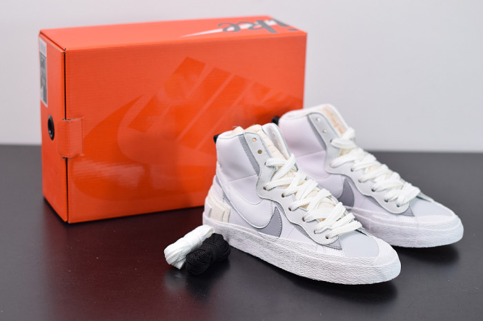 SACAI X NIKE BLAZER MID WHITE BV0072-100