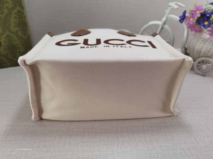 Onekick Gucci bag