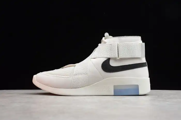 Onekick Nike Air Fear of God Raid Light Bone AT8087-001