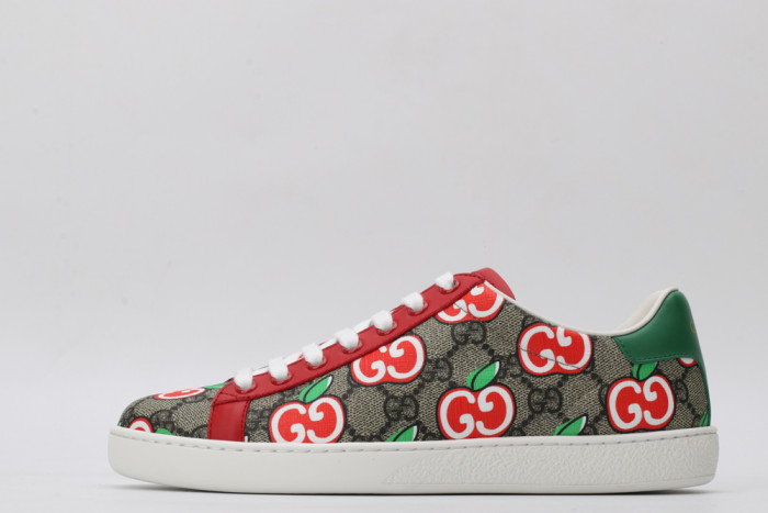 Onekick GUCC LOW-TOP SNEAKER