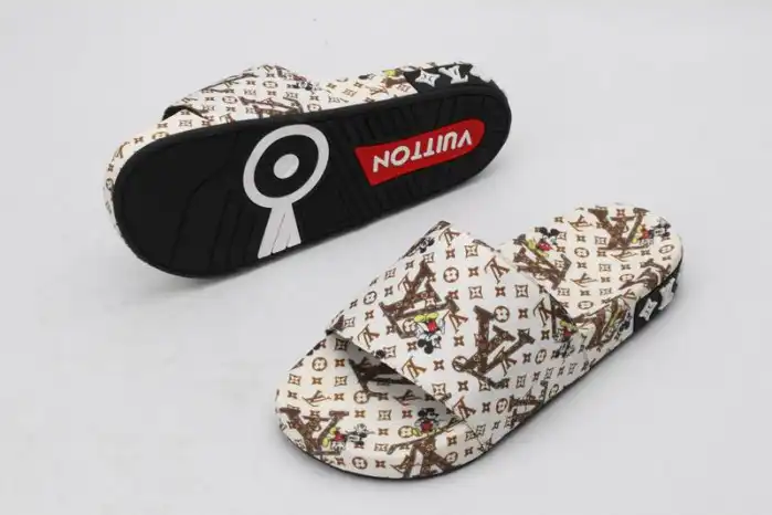 Cheap Loui Vuitto SLIPPERS