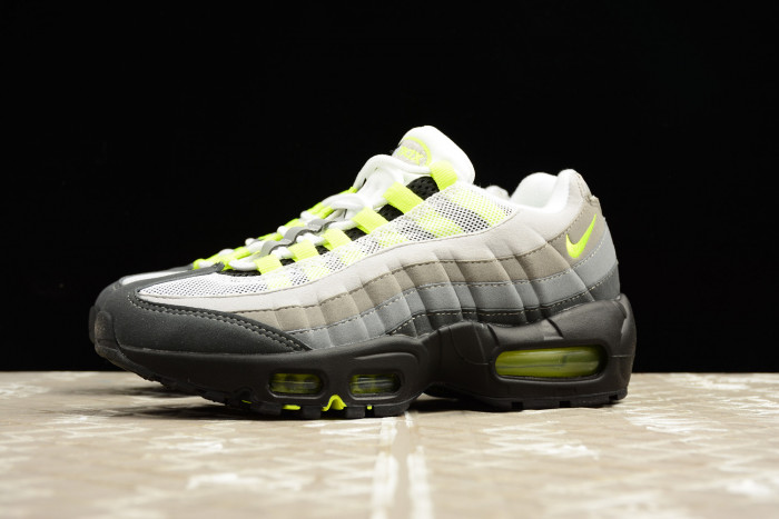 Nike Air Max 95 OG Neon 2015 307960-002