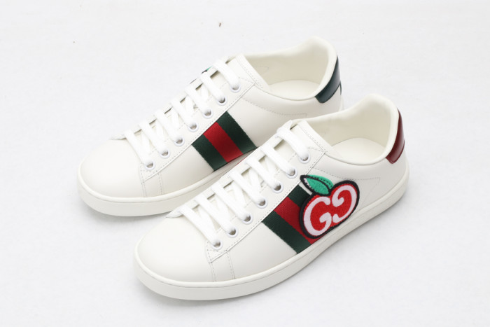 Onekick GUCC LOW-TOP SNEAKER