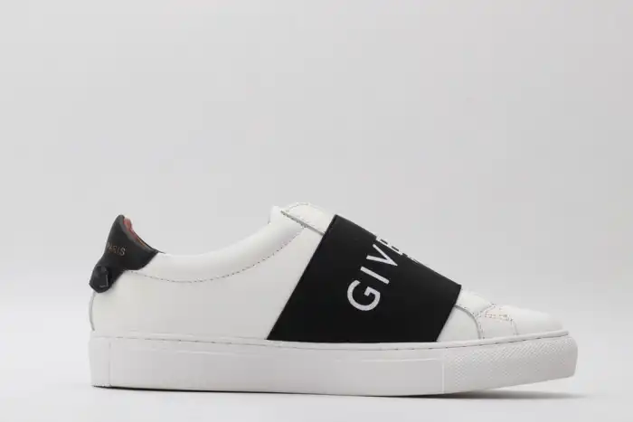 Rep Givench LOW-TOP SNEAKER