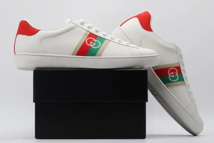 GUCC LOW-TOP SNEAKER