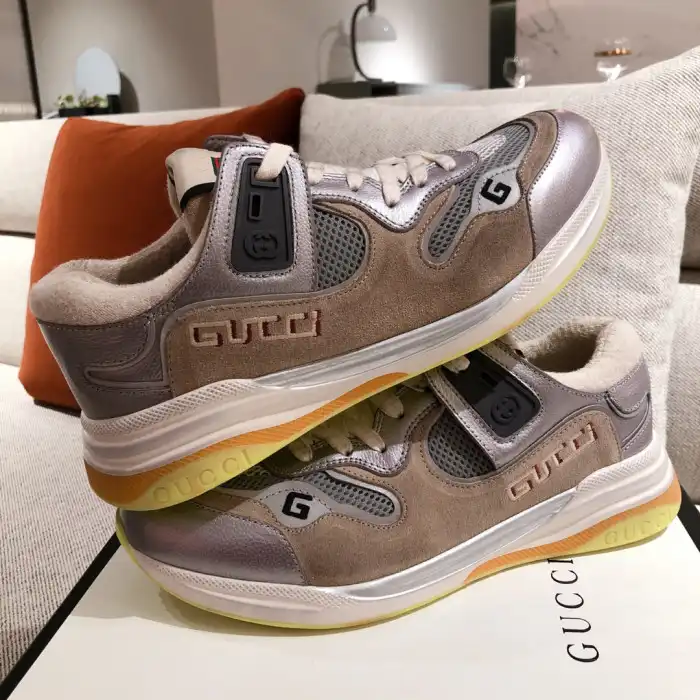 GUCC MID SNEAKER