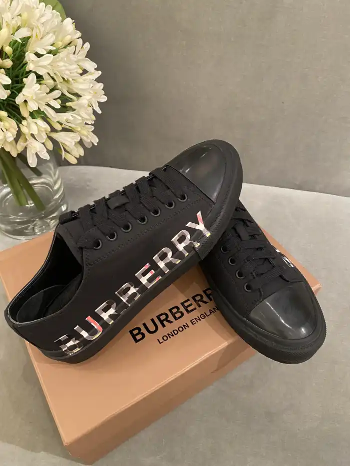 Bubery SHOES