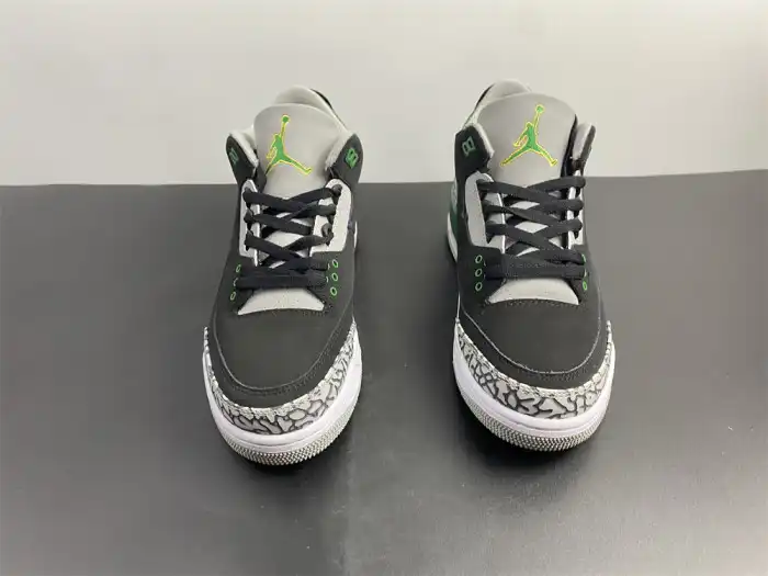 Air Jordan 3 Pine Green CT8532-030