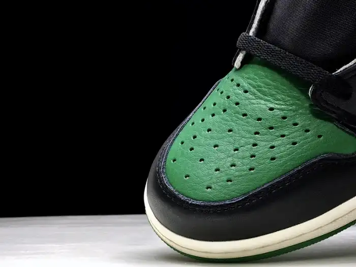 Air Jordan 1 High OG NRG Pine Green Sail-Black 555088-302