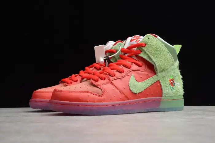 Cheap Nike SB Dunk High Strawberry Cough CW7093-600