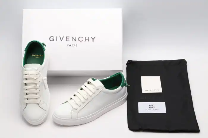 Cheap Givench LOW-TOP SNEAKER