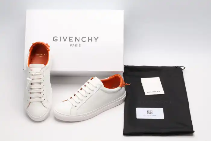 Rep Givench LOW-TOP SNEAKER