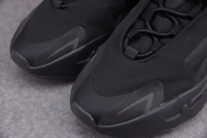 Rep Adidas Yeezy Boost 700 MNVN Triple Black FV4440