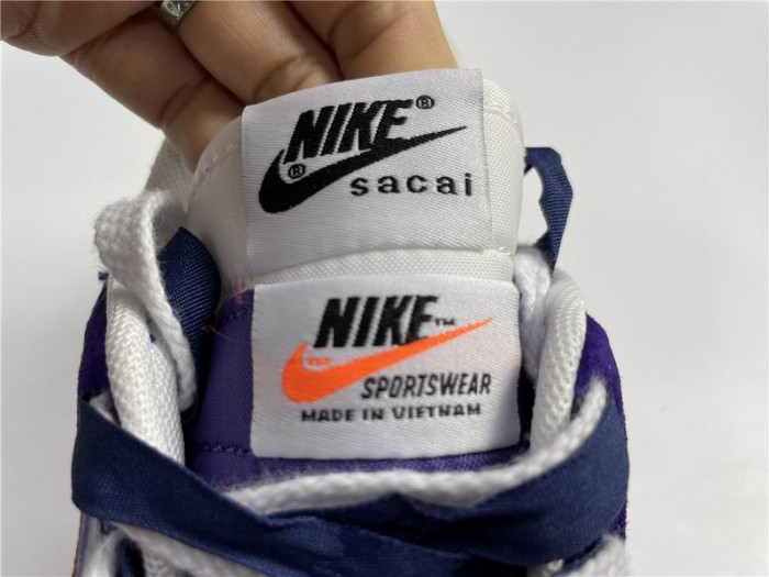 Onekick Nike Vaporwaffle sacai Dark Iris DD1875-500