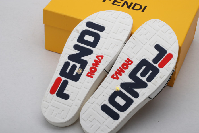 Onekick Fend1 Slippers