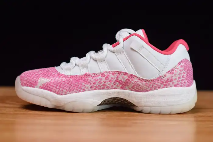 Onekick Air Jordan 11 Low WMNS Pink Snakeskin AH7860-106