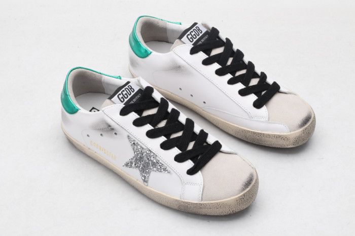 GGD SNEAKERS