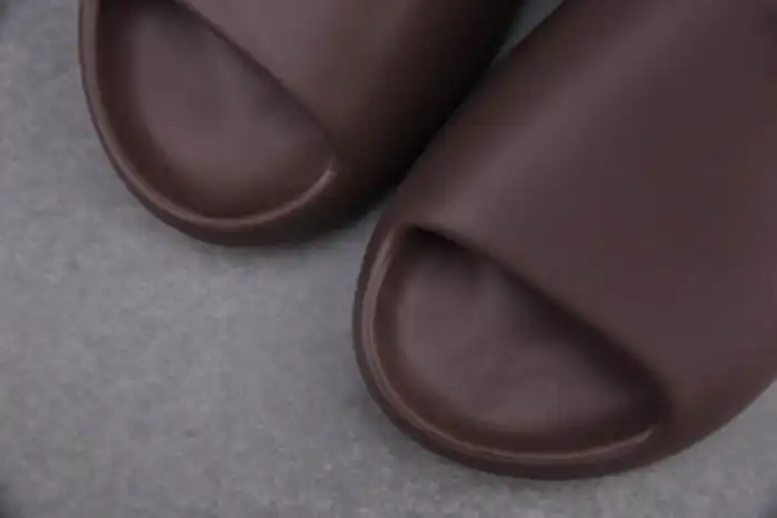 Rep Adidas Yeezy Slide Soot G55495