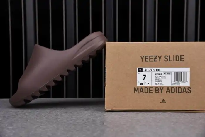 Rep Adidas Yeezy Slide Soot G55495