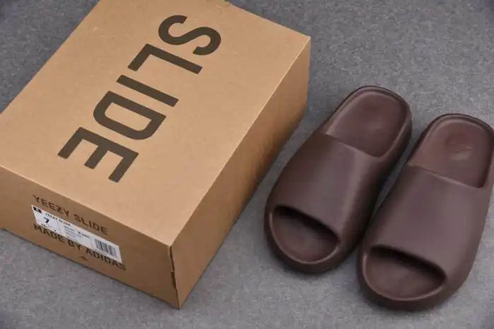 Rep Adidas Yeezy Slide Soot G55495