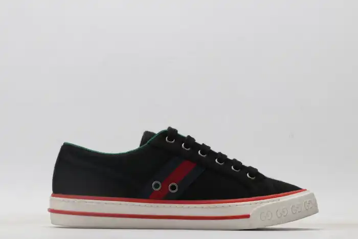 GUCC LOW-TOP SNEAKER