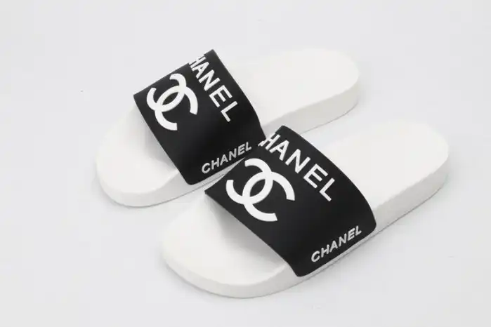 CHANE1 SLIPPERS