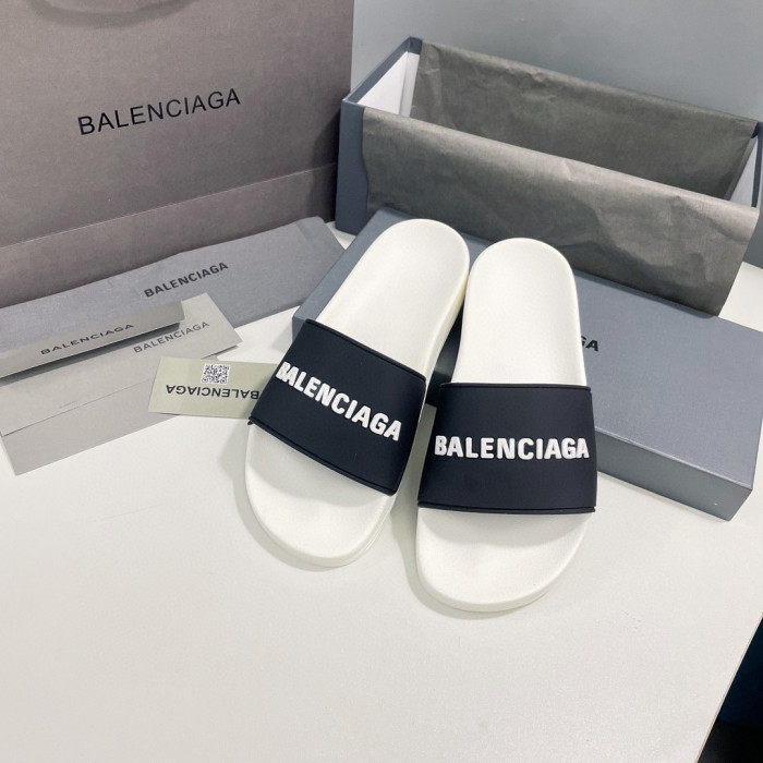 Onekick BLCG SLIPPERS