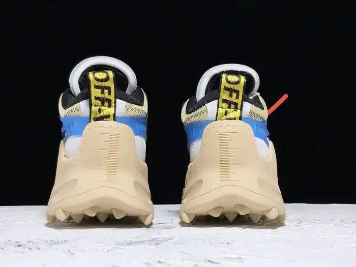 OFF-WHITE C O ODSY-1000 SNEAKER