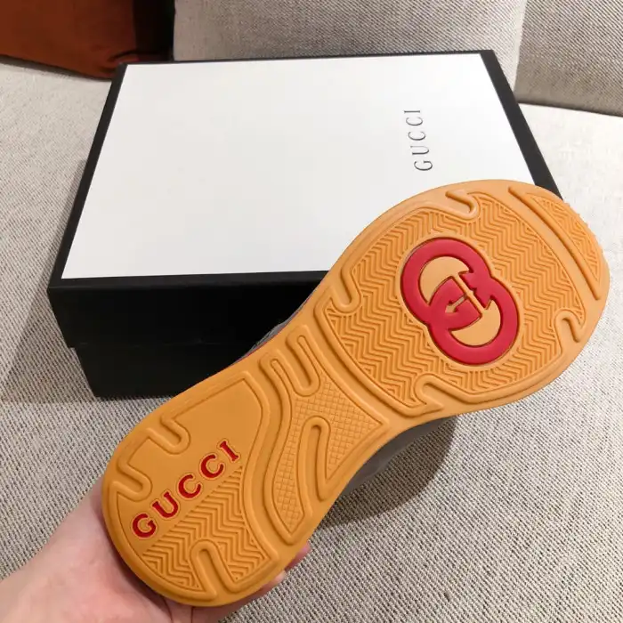 GUCC MID SNEAKER