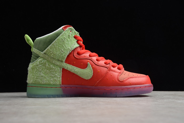 Onekick Nike SB Dunk High Strawberry Cough CW7093-600