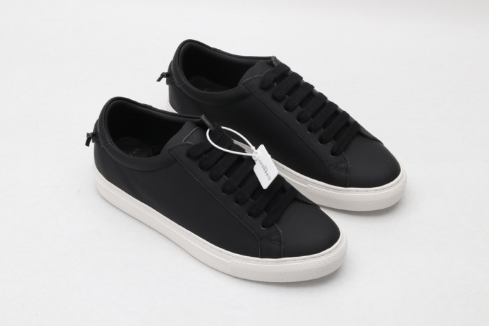 Onekick Givench LOW-TOP SNEAKER