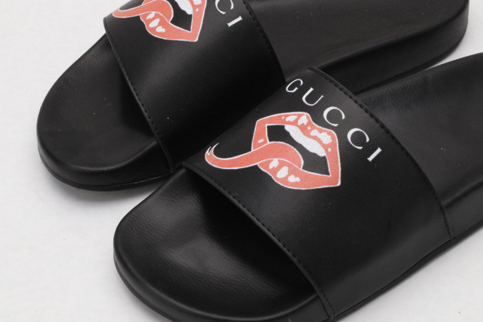 Onekick GUCC SLIPPERS