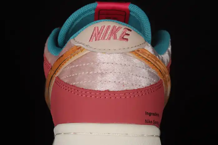 Rep Nike Dunk Mid Social Status Free Lunch Strawberry Milk DJ1173-600