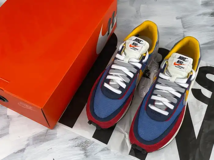 Cheap Sacai x Nike LDWaffle Trainer Varsity Blue Varsity Red BV0073-400