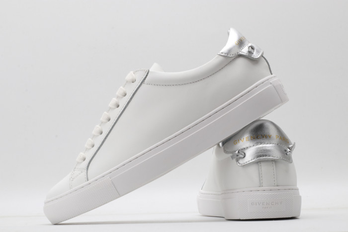 Onekick Givench LOW-TOP SNEAKER