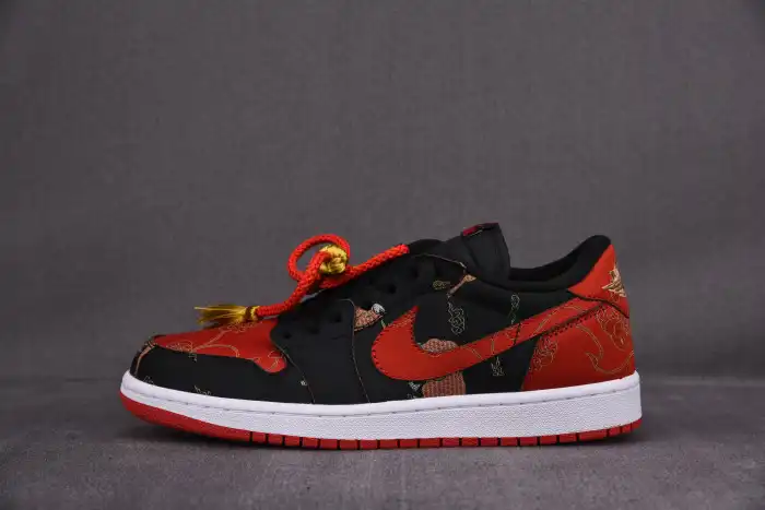 Onekick Jordan 1 Low OG Chinese New Year DD2233-001