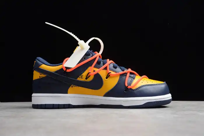 Cheap OFF-WHITE x Dunk Low 'University Gold' CT0856-700