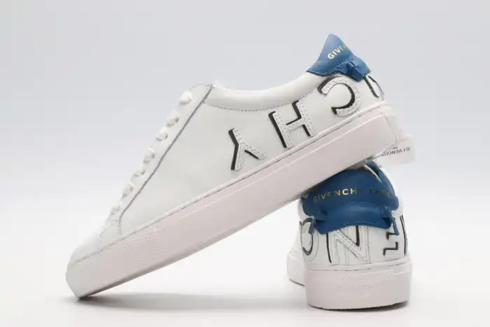 Givench LOW-TOP SNEAKER