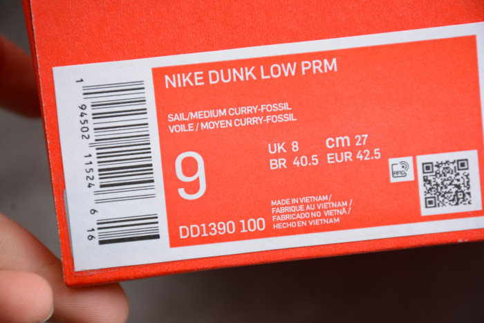 Nike Dunk Low Medium Curry DD1390-100