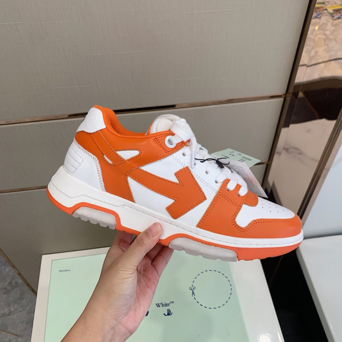 Onekick OFF WHITETM C O VIRGIL ABLOH OUT OF OFFICE LOW-TOP LEATHER SNEAKERS "OOO"