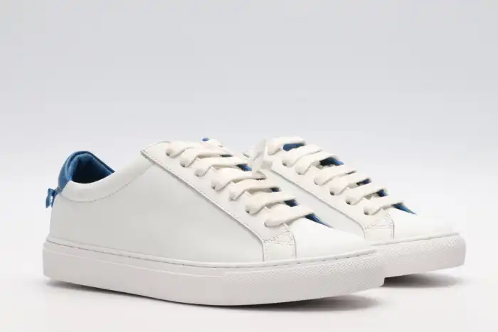 Cheap Givench LOW-TOP SNEAKER