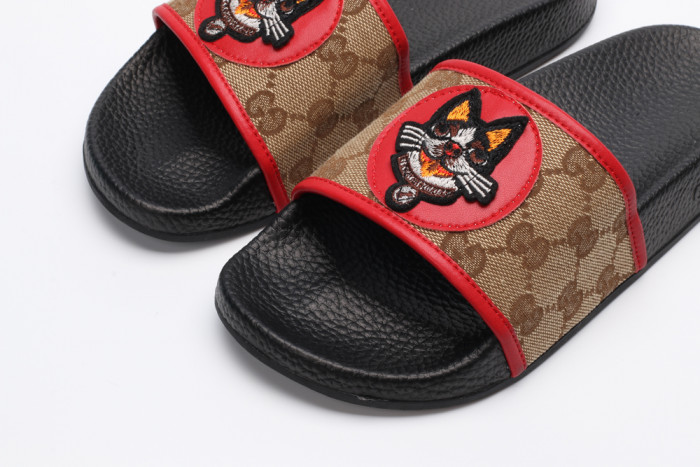 Onekick GUCC SLIPPERS