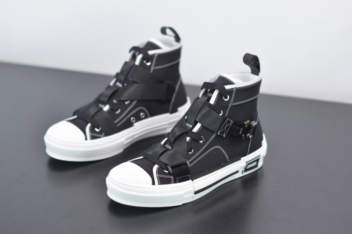 DR B23 OBLIQUE HIGH TOP SNEAKER