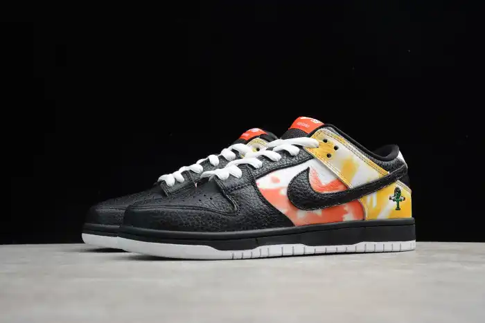 Rep NIKE SB DUNK LOW RAYGUN TIE-DYE BLACK BQ6832-001