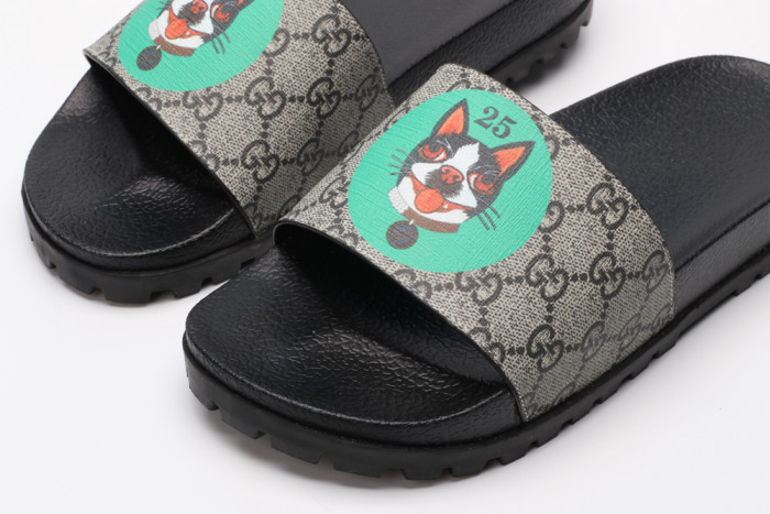 Onekick GUCC SLIPPERS