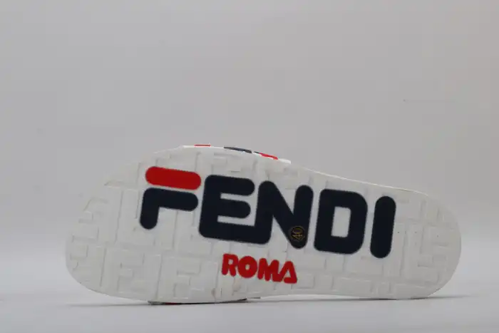 Fend1 Slippers